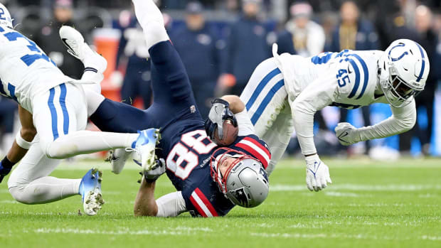 Patriots - Mike Gesicki Colts